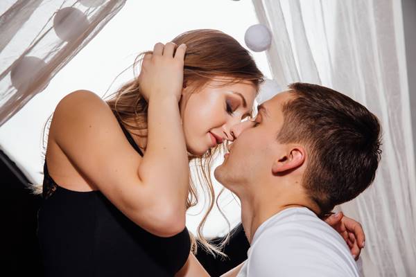 【男性心理】男が心から魅了される「上手なキス」とは