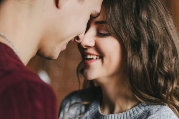 キスだけでこの満足度…♡男性が「相性最高と思うキス」の特徴4つ
