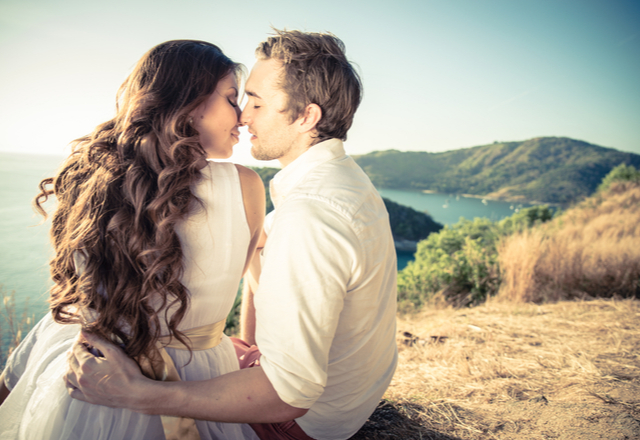 【男性必読】女性が実はされてみたい「セクシーなキス」とは