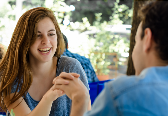ずっと一緒にいたい…男性が夢中になる「話しやすい女性」の特徴