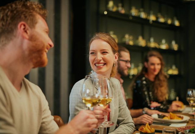 朝まで一緒にいさせて…？女性が「帰りたくない時にする言動」