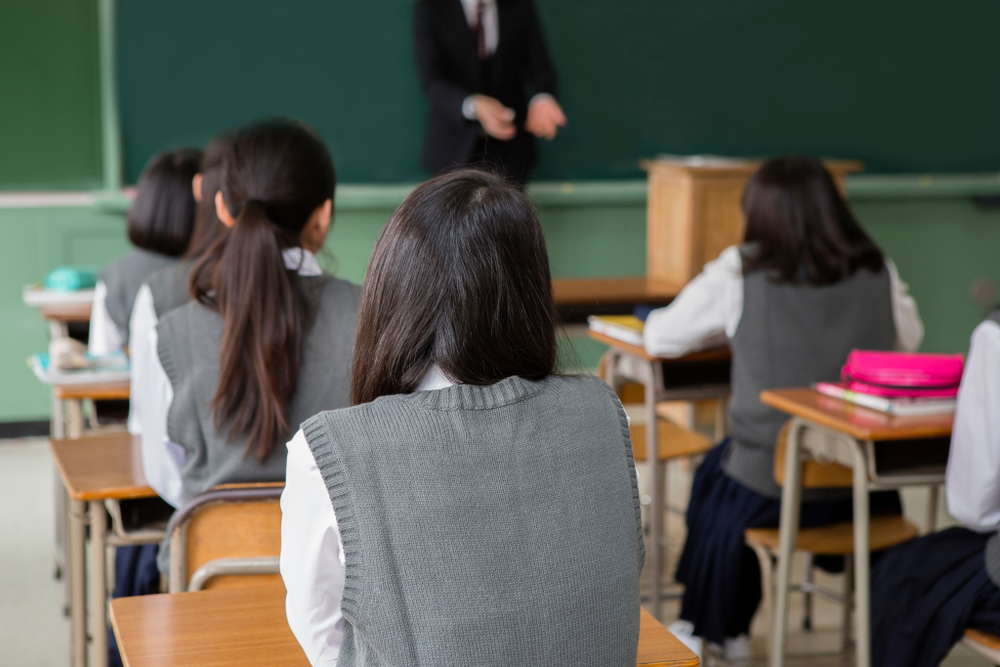 【生理と学校行事が被った！】ナプキンが汗でずれてしまい…盛大に漏れて困惑