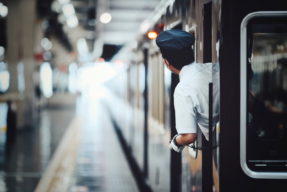 【駅員さんが】お客様を案内したところ…→感謝の手紙を受け取り「まるで勲章のよう」