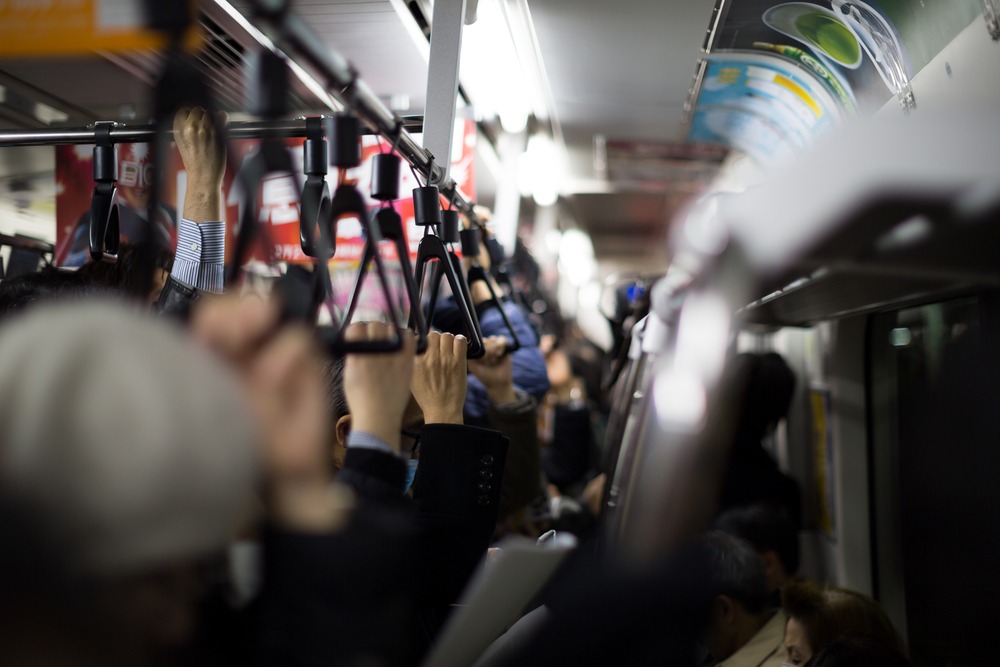 電車にお土産のお菓子を忘れてしまい…→半分諦めた気持ちでいるとまさかの奇跡が！？