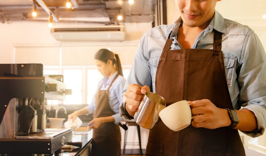 まるでドラマ！？【フランスのカフェで】思わずドキッとしてしまった現地男性の行動とは