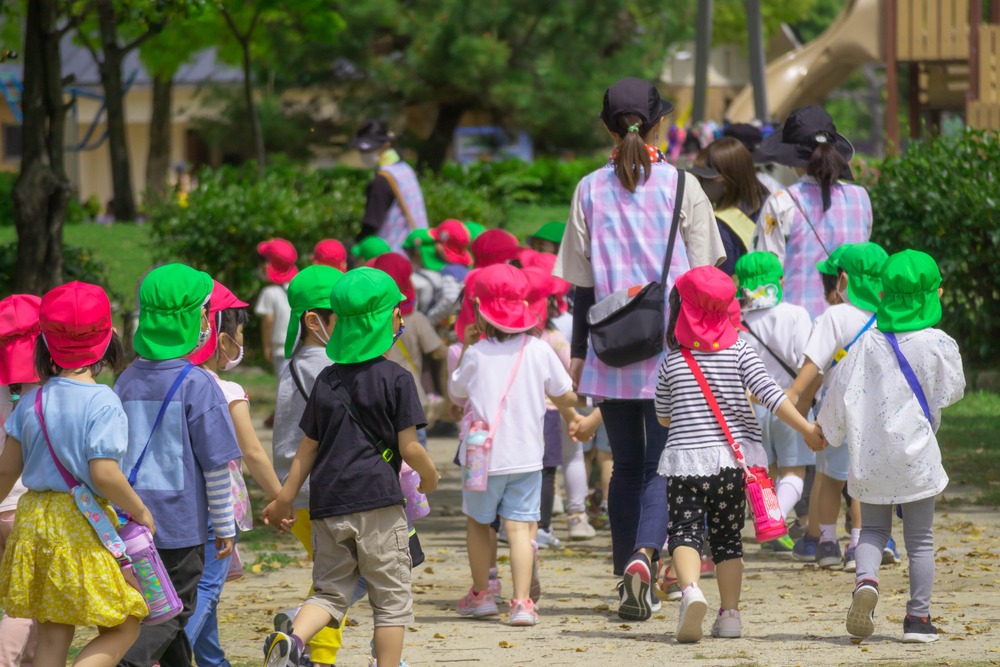 【幼稚園で】賑やかすぎる子どもたち。なかなか静まらず…→すると魔法の言葉で状況が一変！？